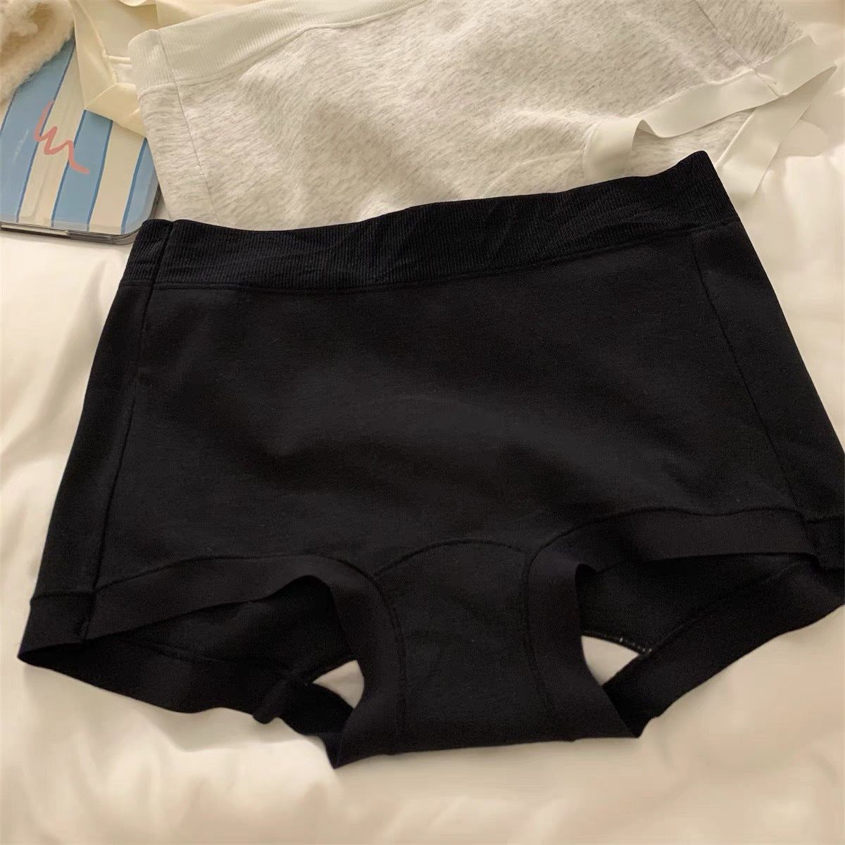 DryConfide Leak-Proof Seamless Briefs